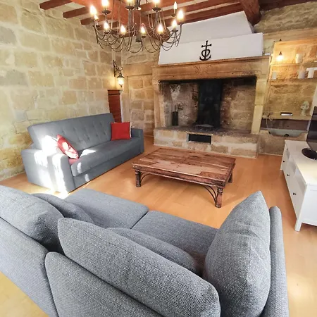 Maison De Village 18eme Siecle Familiale 3 Βίλα *