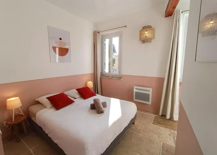 Maison De Village 18ème Siècle Familiale 3 * Mus